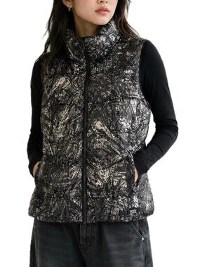 Marc New York Andrew Marc Puffer Vest. Size M
